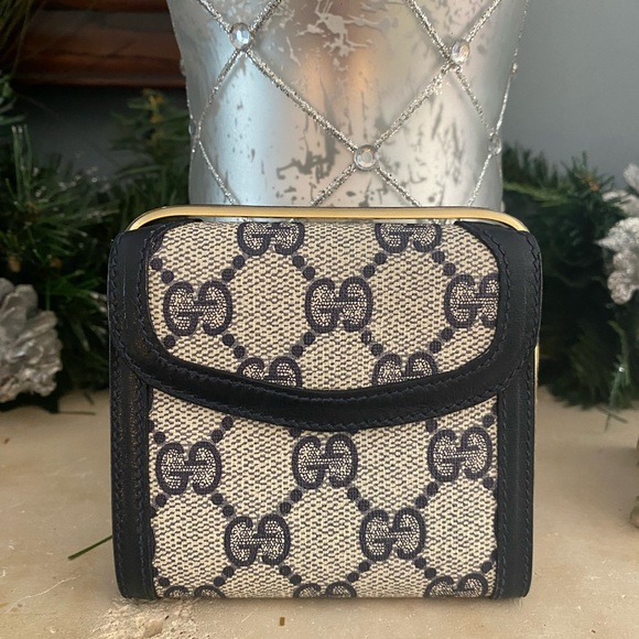 Vintage Gucci Monogram Compact Wallet - Picture 1 of 6